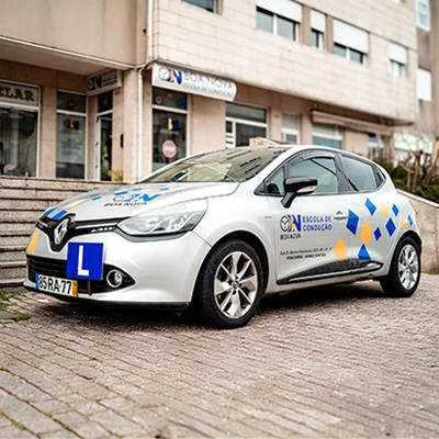 Veículo de instrução - Renault Clio